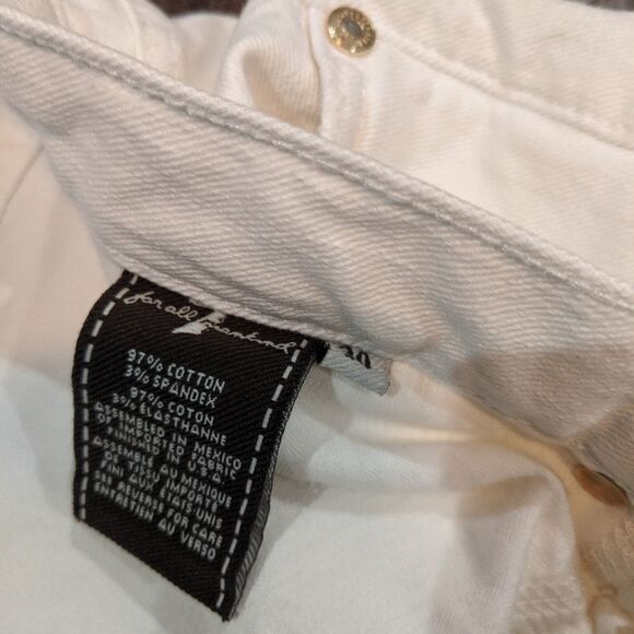 7 for All Mankind White Ripped Jeans | 30" - Picture 6 of 11
